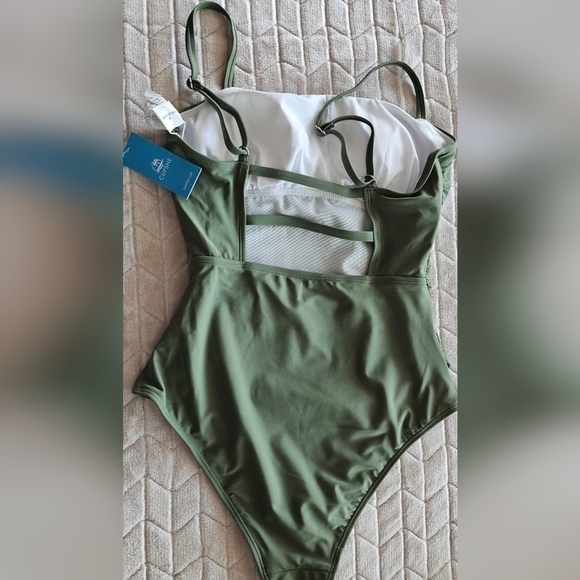 158.🆕Small Shirred Cutout One Piece Sage Green Swimsuit  NWT - Picture 3 of 5